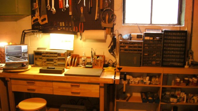 DIY Wood Project Tools: The Windsor Design Workbench With 4 Drawers, 60 Hardwood Reviews