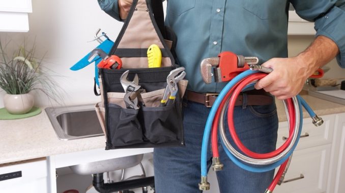 Few Useful Tips for Hiring the Best Emergency Plumber of The Locality cords